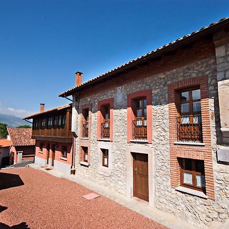 Apartamentos El Cueto De Los Collado Villanueva de Pria Екстериор снимка