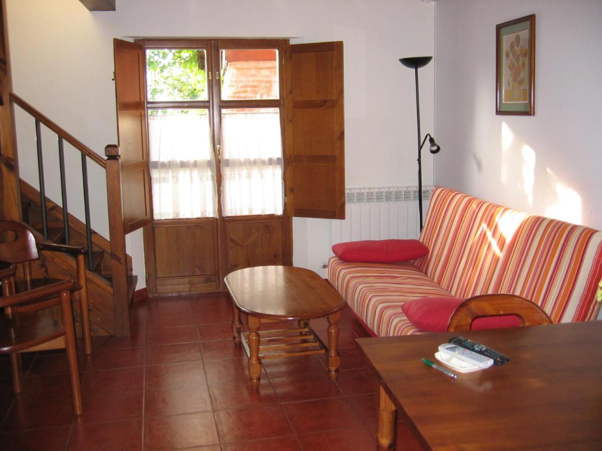 Apartamentos El Cueto De Los Collado Villanueva de Pria Екстериор снимка