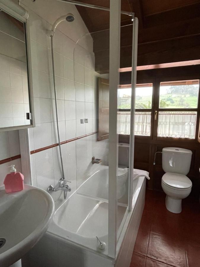 Apartamentos El Cueto De Los Collado Villanueva de Pria Екстериор снимка