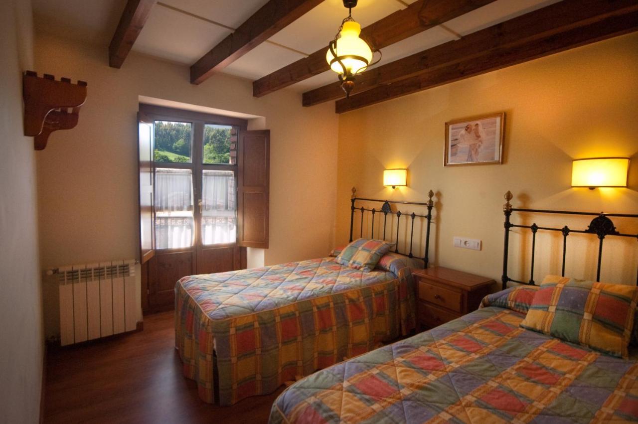 Apartamentos El Cueto De Los Collado Villanueva de Pria Екстериор снимка