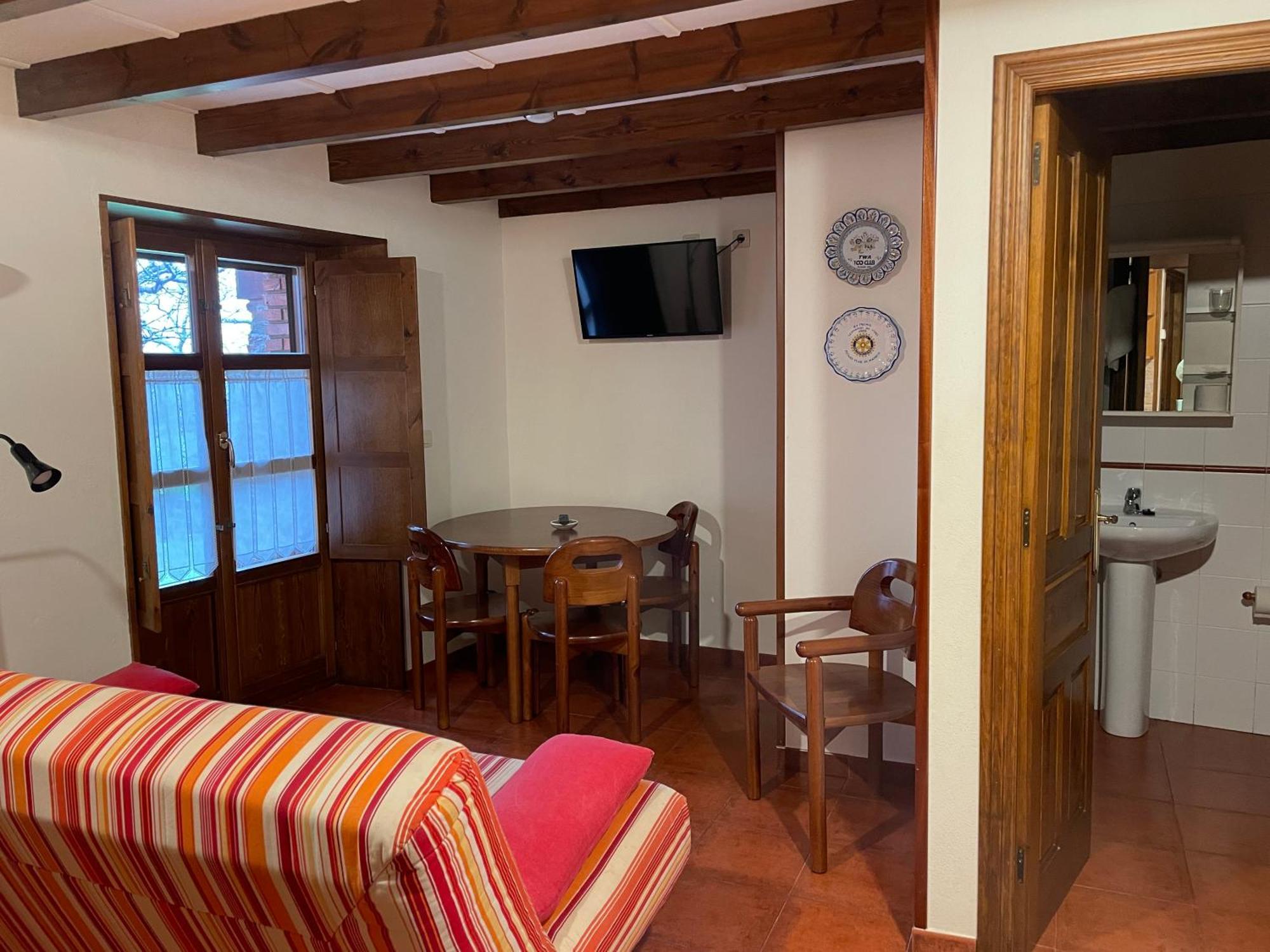 Apartamentos El Cueto De Los Collado Villanueva de Pria Екстериор снимка