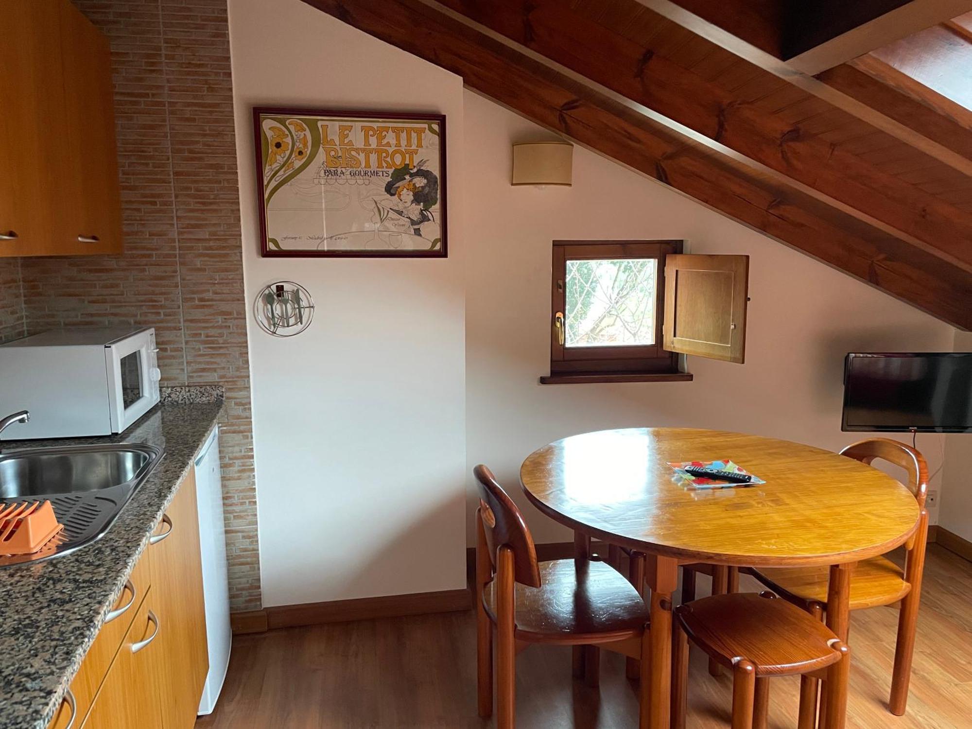 Apartamentos El Cueto De Los Collado Villanueva de Pria Екстериор снимка