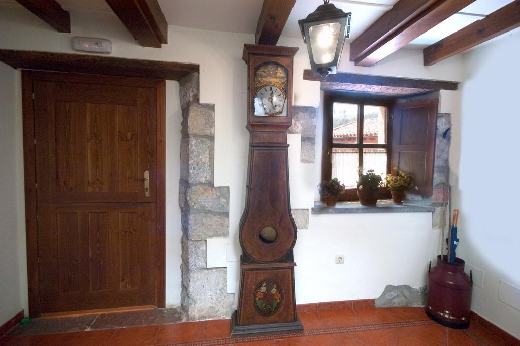 Apartamentos El Cueto De Los Collado Villanueva de Pria Екстериор снимка